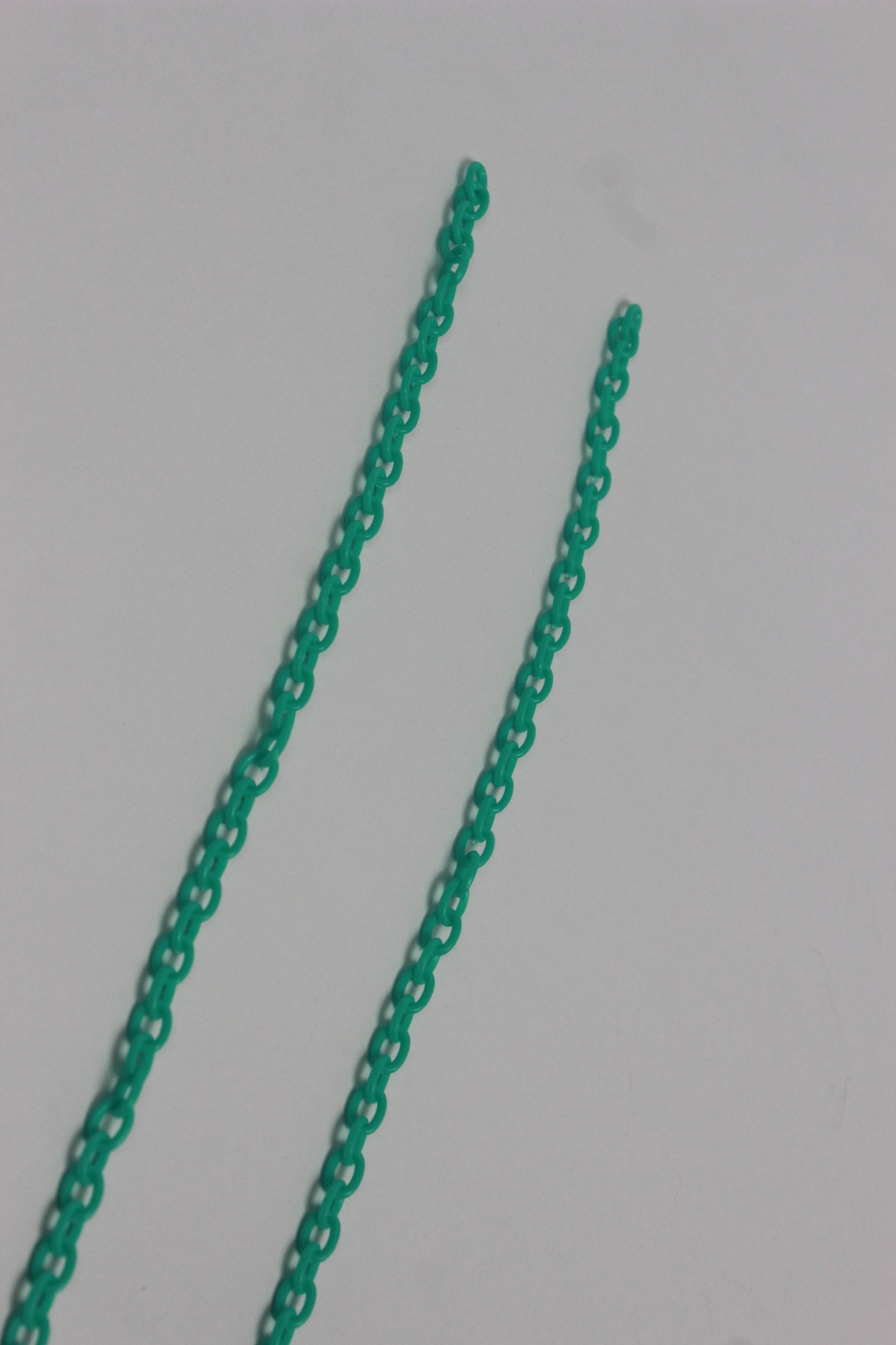 Teal Face Framing Chain