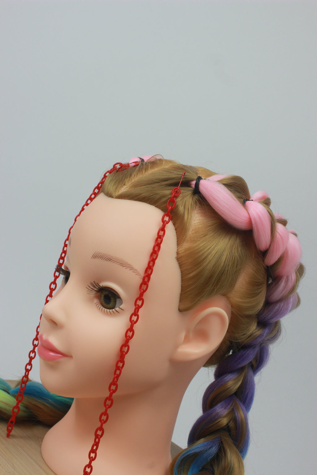 Red Face Framing Chain