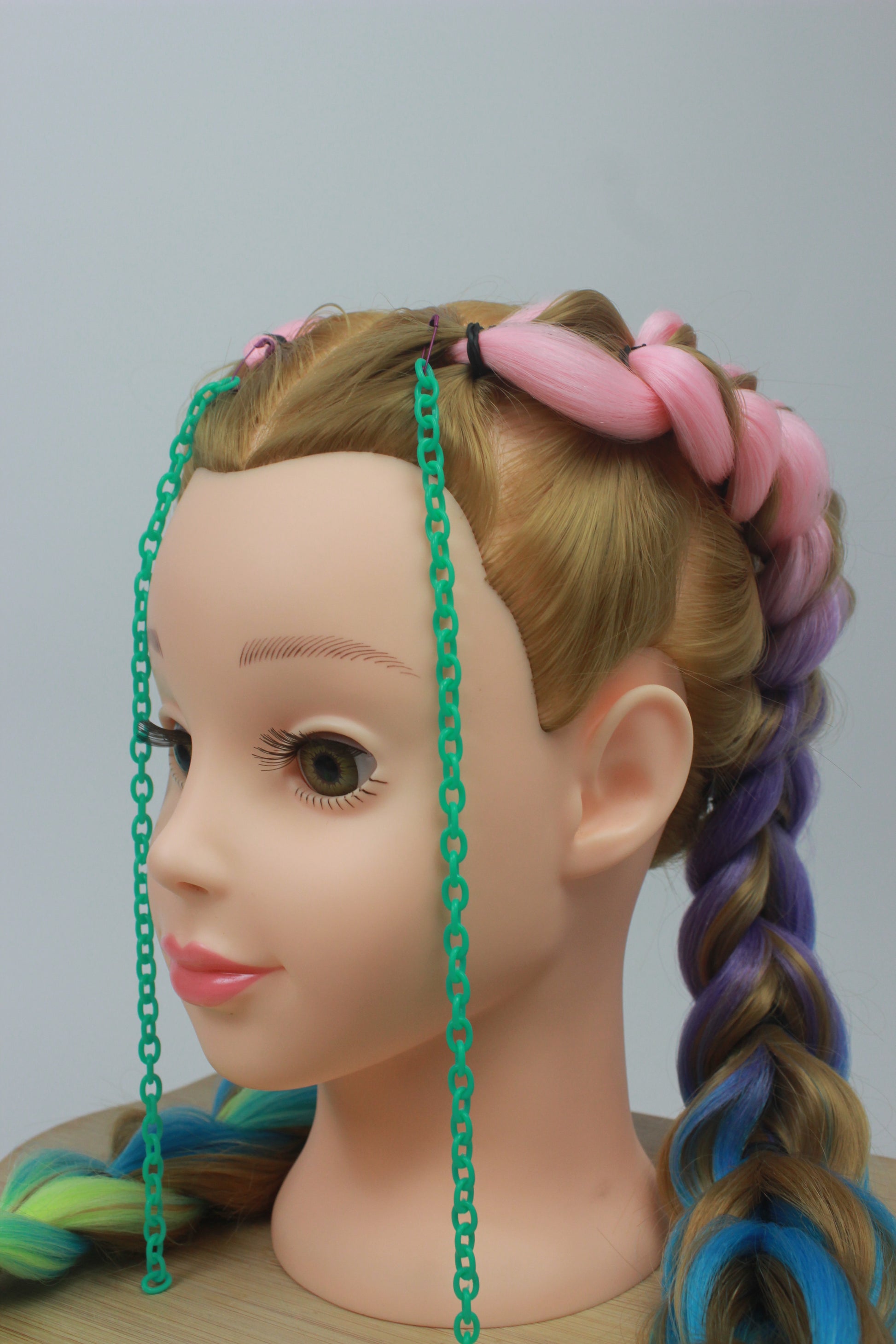 Teal Face Framing Chain