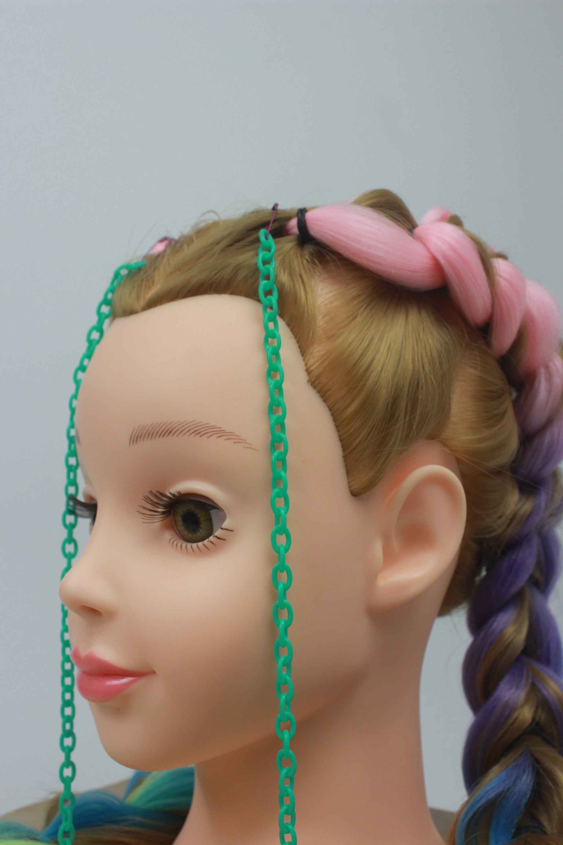 Teal Face Framing Chain