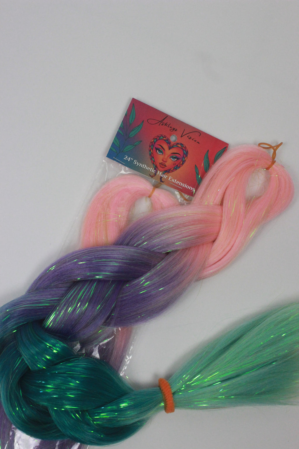 Cleo - Ombre Braiding Hair with Iridescent Tinsel